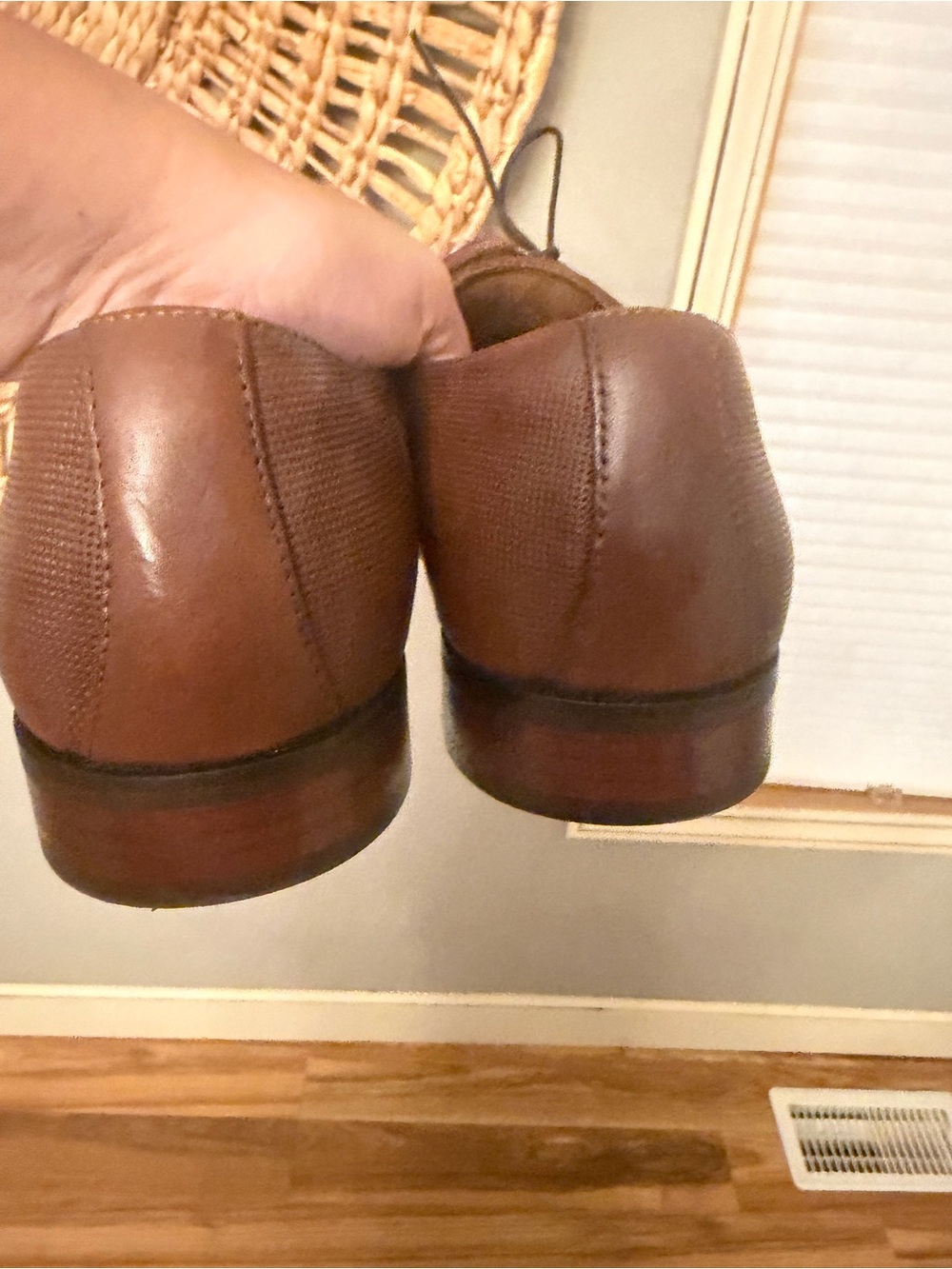 Men's Florsheim Brown Leather Cap-Toe Dress Shoes - Picture 3 of 9